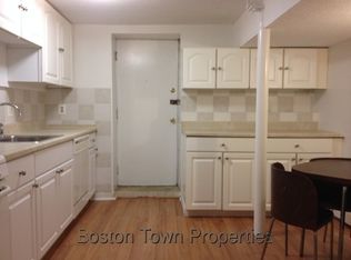 48 Summit Ave #1, Brookline, MA 02446