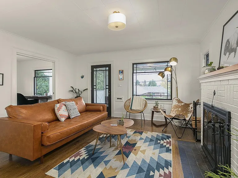 6162 E Burnside St — Photo 22