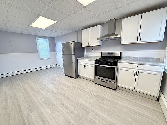 3rd image of 45 Warner St #1
