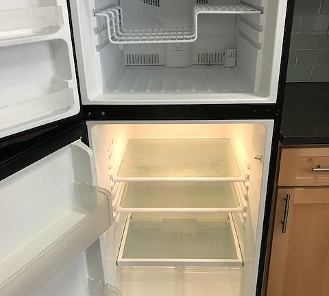 4th image of 240 E 13th St APT 6