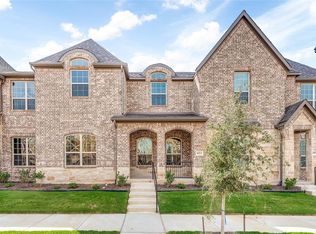 6912 Acadia Ln, North Richland Hills, TX 76182