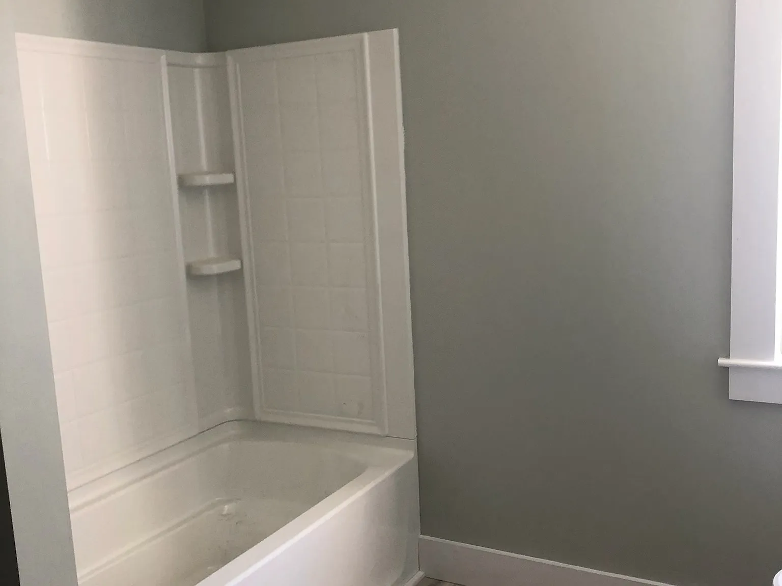3 bed, $2,000 — Photo 4