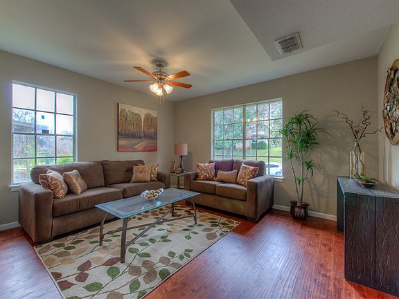 4th image of 2503 Glen Springs Way
