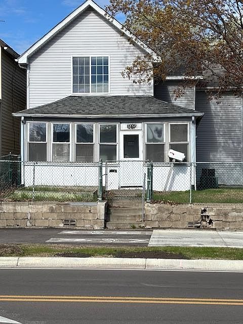1st image of 1257 Rice St