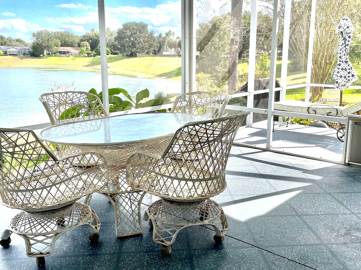 3 bed, 1600 sqft, $1,000 — Photo 4
