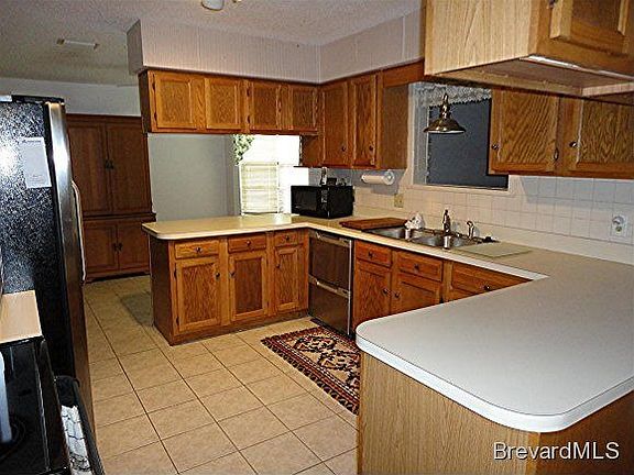 5th image of 1319 Eldron Blvd SE