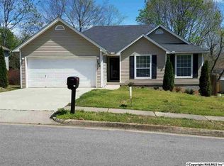 104 River Oaks Dr NW, Madison, AL 35758