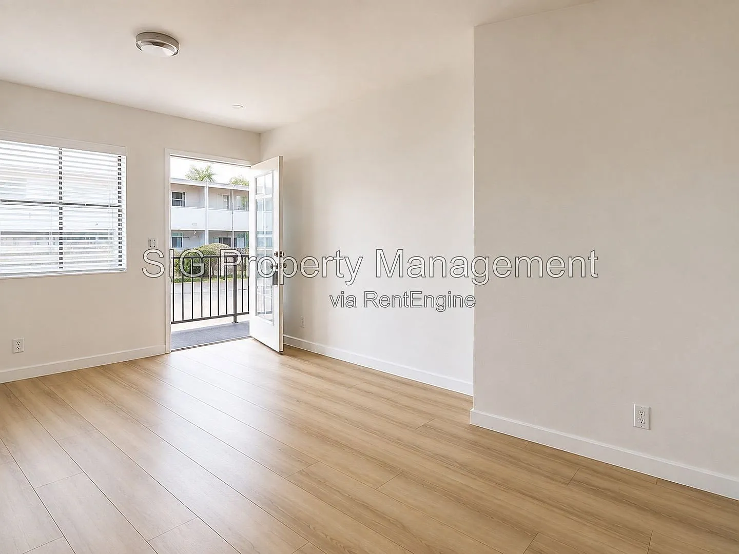 Studio, 1.0 bath, 440 sqft, $1,700 — Photo 2