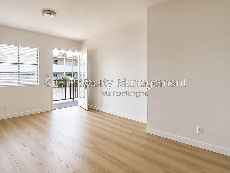 405 W Alameda Ave #M — Photo 4