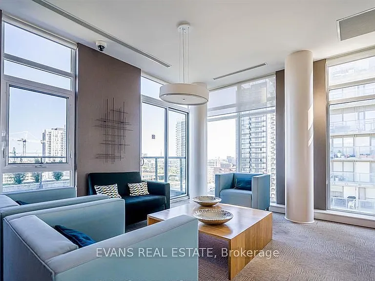 260 Sackville St #705 — Photo 20
