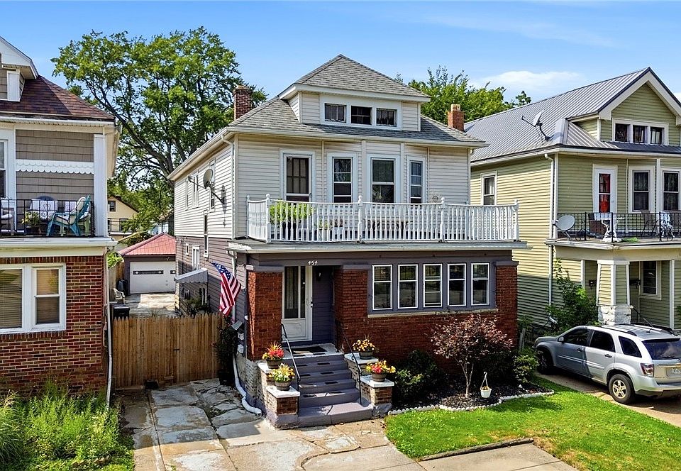 1st image of 454 Colvin Ave