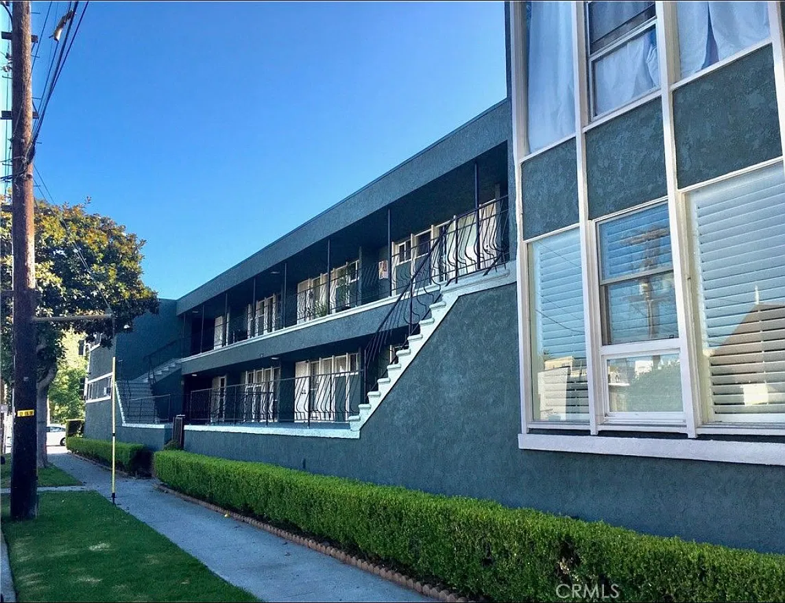 1 bed, 602 sqft, $1,995 — Photo 2