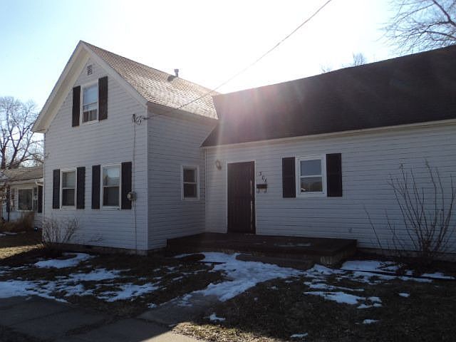 2nd image of 306 Smith St