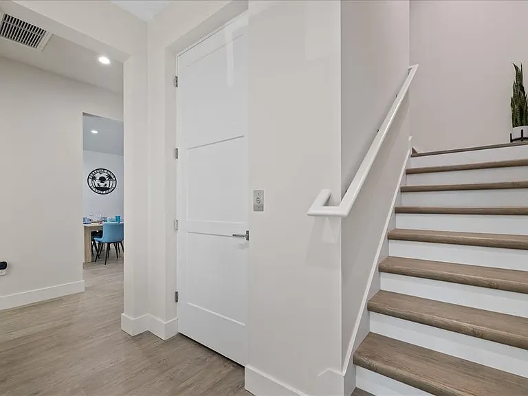 623 Petit Way — Photo 11
