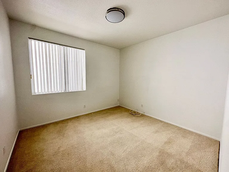 9103 Imperial Castle Ct — Photo 14