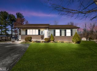 420 London Ct, Westminster, MD 21157