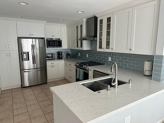 Modern Kitchen