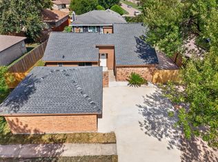 8702 Parkway Forest Dr, Houston, TX 77044