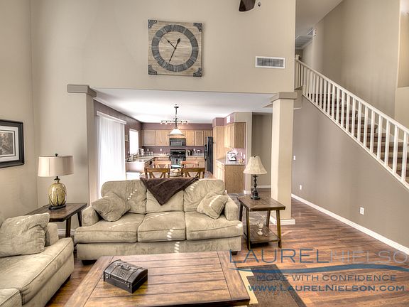 3rd image of 5409 W Huntington Dr