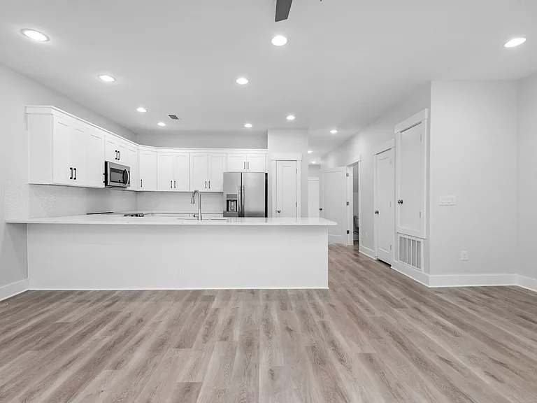 30 Harbeson Ave NE — Photo 13