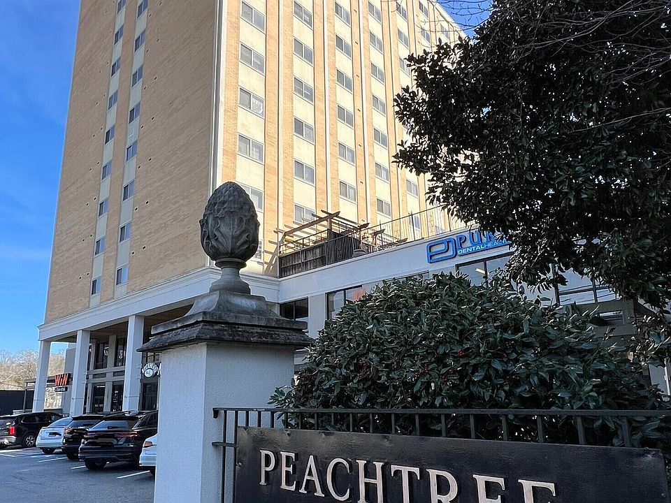 1st image of 2285 Peachtree Rd Ne #1004