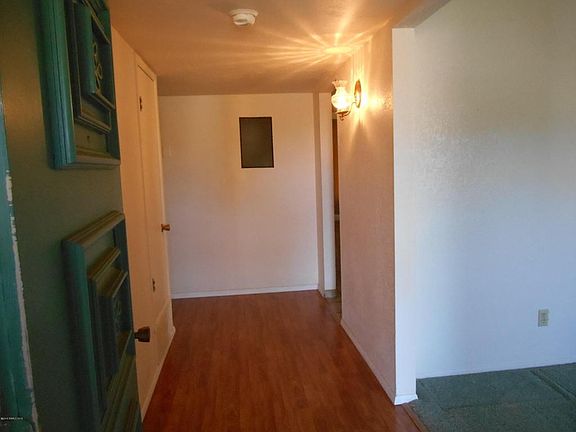 3rd image of 3104 Brae Burn St