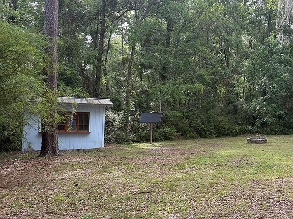 5th image of 934 NW 37th Dr