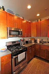 Rented by R New York