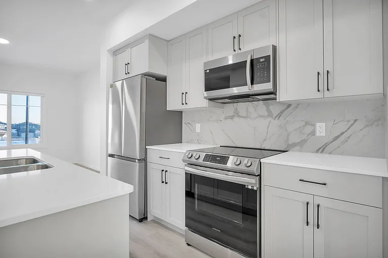 727 Orchards Blvd SW #1A — Photo 7