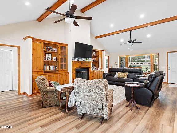 5th image of 1488 Daisy Ln