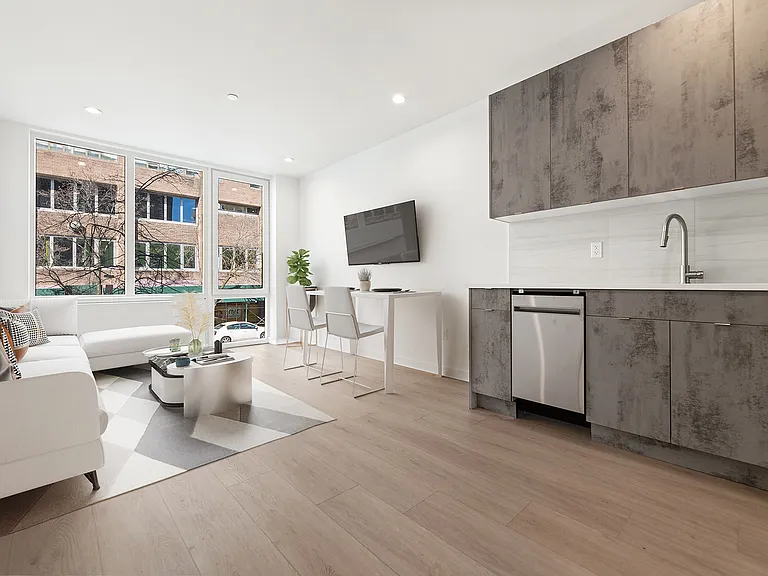 1661 Madison Ave #2A — Photo 1