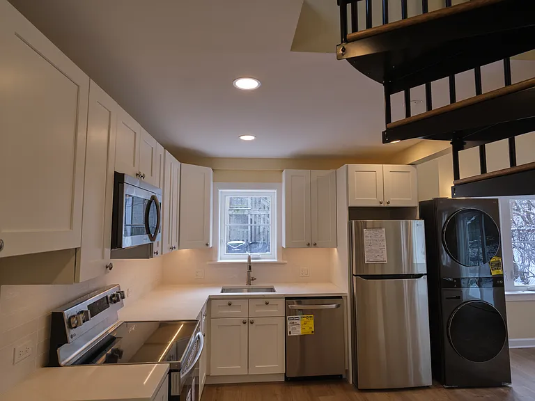 829 Gaffield Pl #R — Photo 8