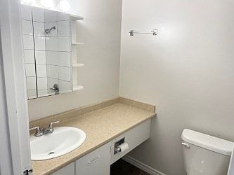 4th image of 1715 W 11th Ave #1139756