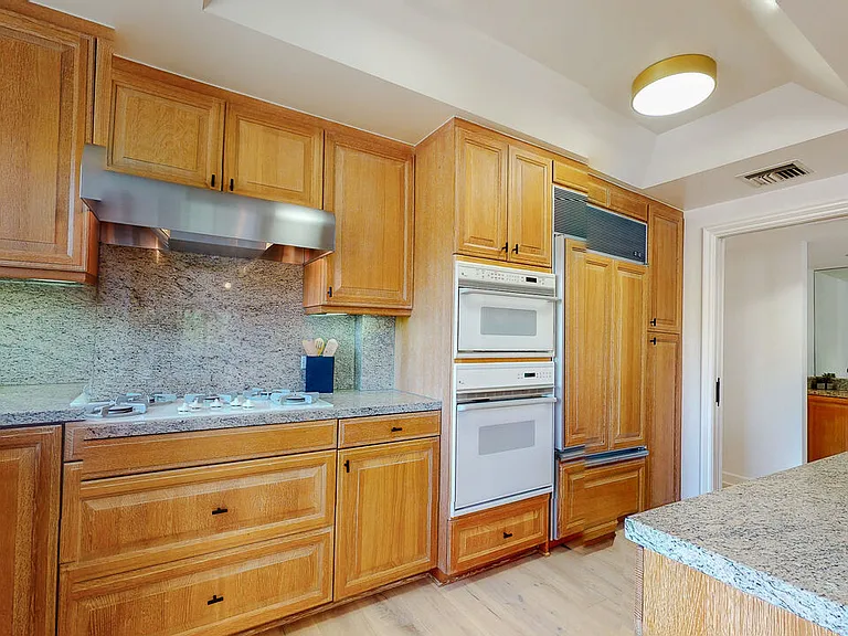 701 Ocean Ave #311 — Photo 21