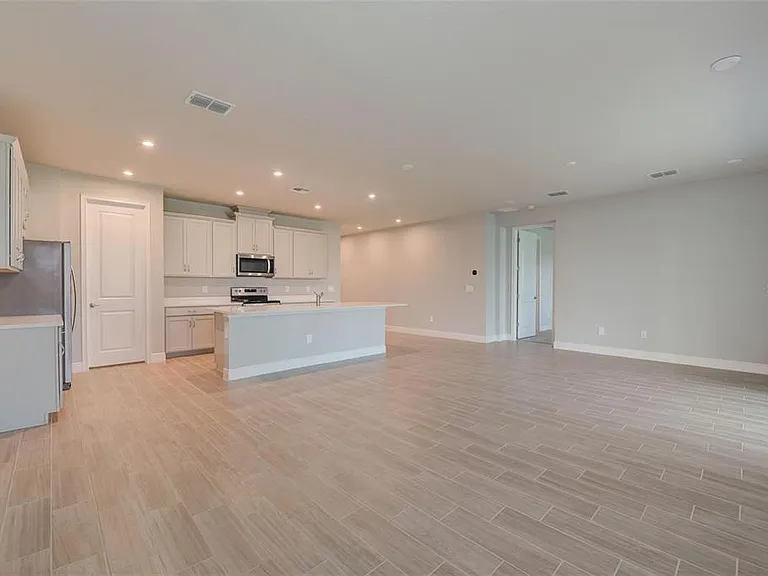 5324 123rd Ave #1 — Photo 4