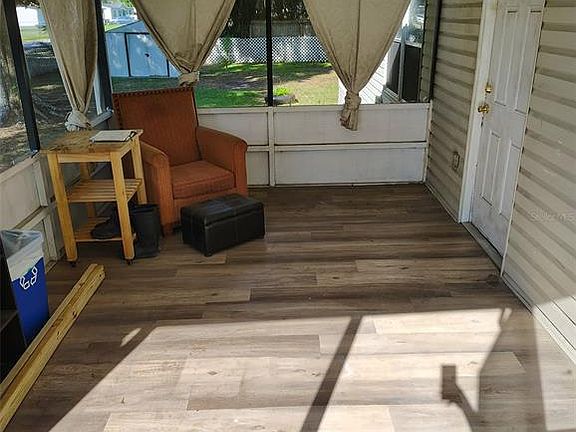 4th image of 2974 Brenda Ln