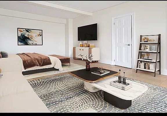 2nd image of 95 Christopher St APT 7D