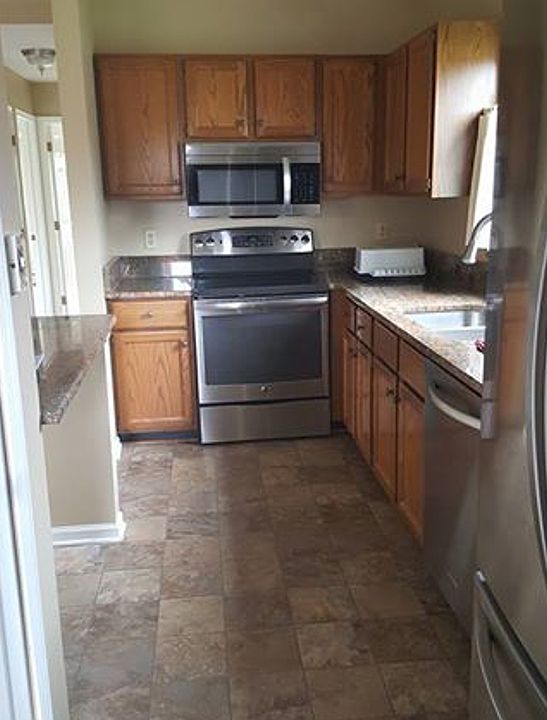 1st image of 25831 Lexington Dr Unit 6