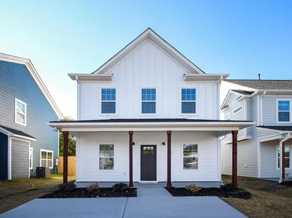8514 Sharonbrook Dr, Charlotte, NC 28210