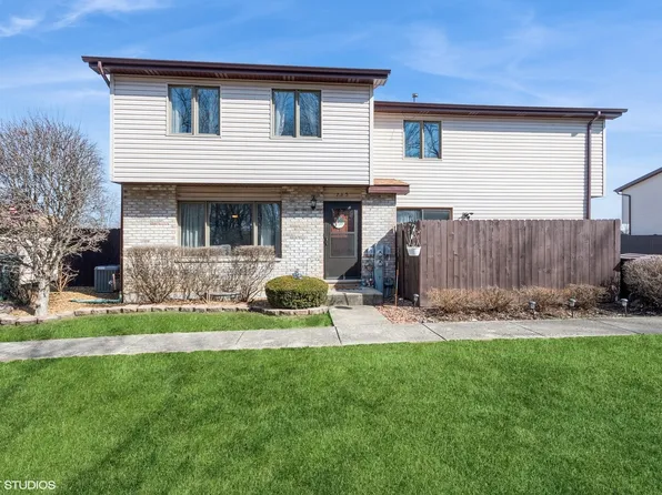 735 Bon Terre Rd, New Lenox, IL 60451