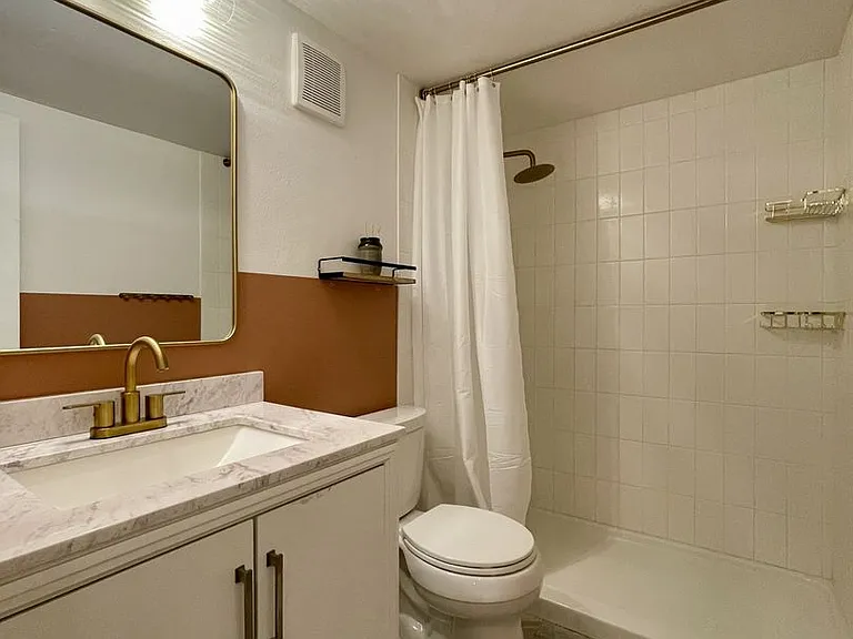 2479 S Xanadu Way #B — Photo 14