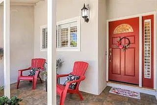 4 bed, 1376 sqft, $4,950 — Photo 1