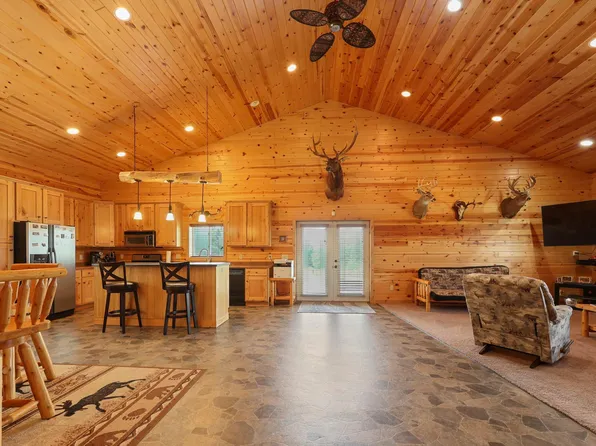 22513 185th Ave, Little Falls, MN 56345