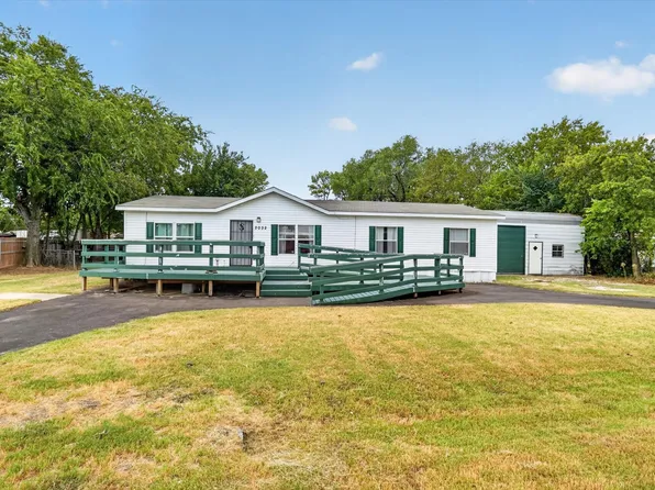 2032 Dorothy Dr, Burleson, TX 76028