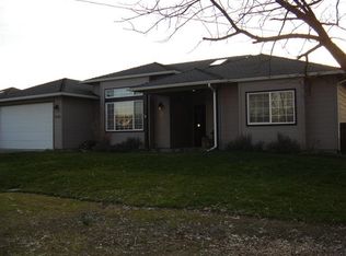 3794 Hilsinger Rd, Phoenix, OR 97535