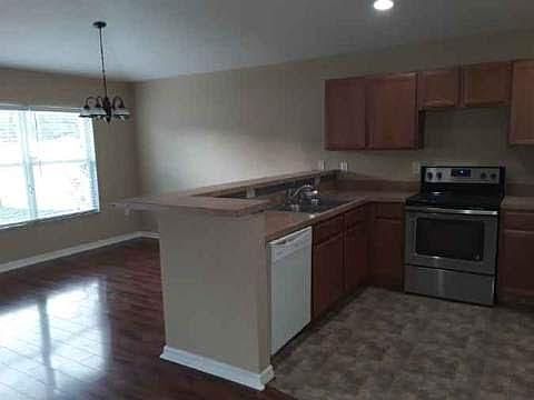 5th image of 11227 Southwind Lake Dr