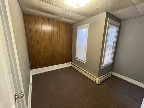 5th image of 117 E Jefferson St #1