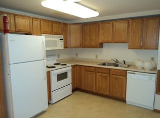 23 E Bloomer St #11, Morristown, MN 55052