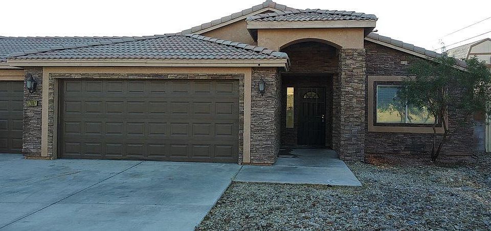 1st image of 12887 Deodar Ave