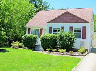 5948 Dunham Rd, Maple Heights, OH 44137